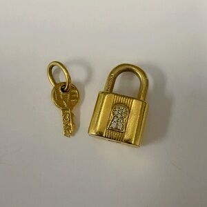 PANDORA GOLD LOCK AND KEY CHARM